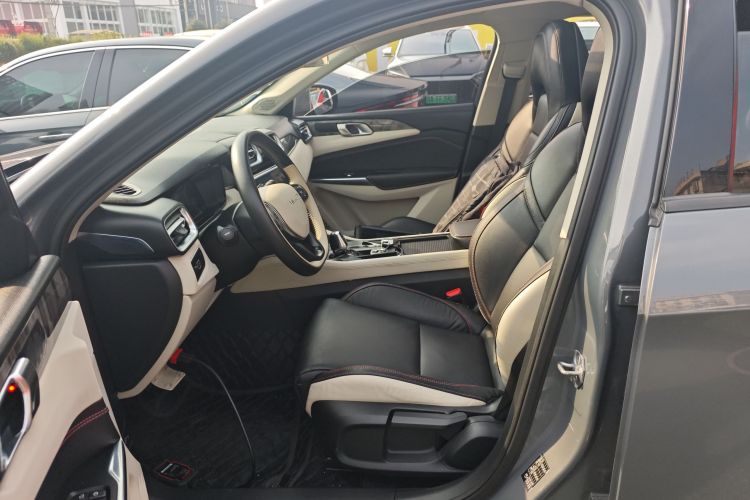 领克02 2019款 高能版 2.0T 自动两驱耀版 国VI中控内饰19