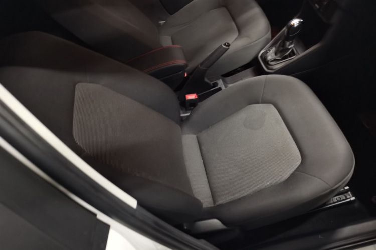 大众 捷达 2017款 1.5L 自动时尚型局部细节41