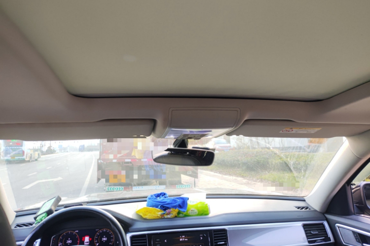 大众 途昂 2020款 330TSI 两驱豪华版 国V中控内饰22