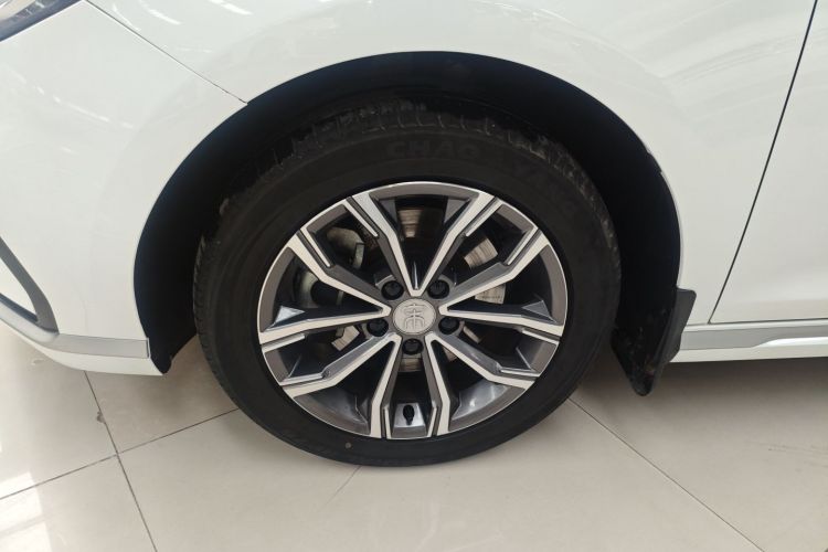 比亚迪 宋MAX 2021款 升级版 1.5T 自动尊贵型 6座车身外观6007