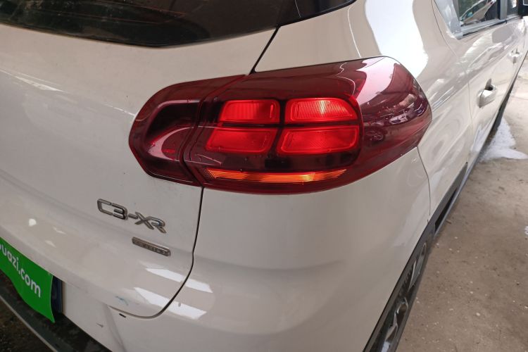 雪铁龙C3-XR 2019款 230THP DCT越领版车身外观9