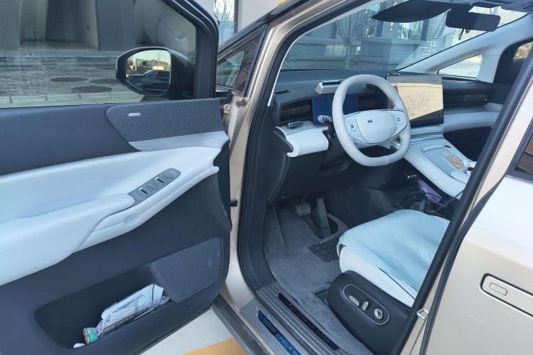 小鹏X9 2024款 702超长续航Pro中控内饰20