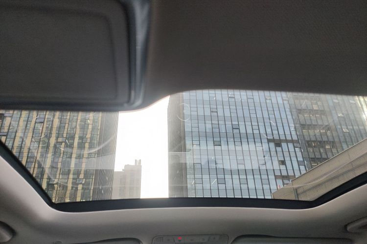 奔驰C级 2021款 C 260 L 运动星耀臻藏版中控内饰22