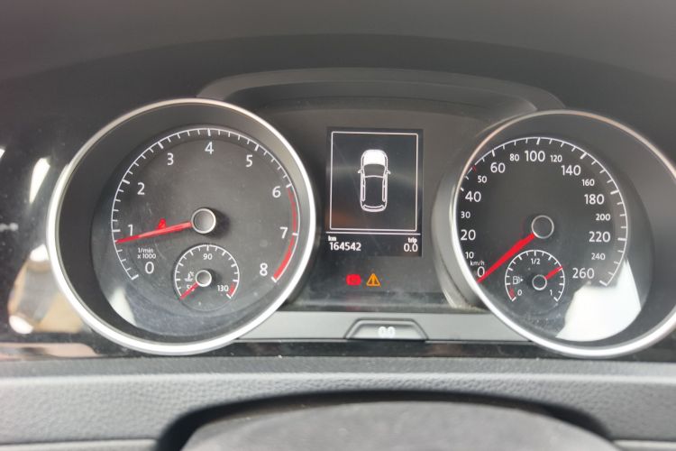 大众 高尔夫 2017款 280TSI 自动R-Line百万辆纪念版中控内饰15