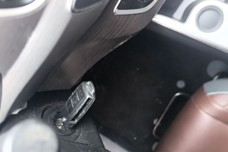 东风风行 风行T5 2022款 盛世款 1.6L 手动筑梦版五座中控内饰11