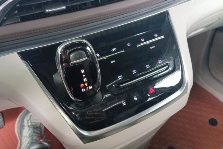 别克GL8 2023款 陆上公务舱 652T 豪华型局部细节18