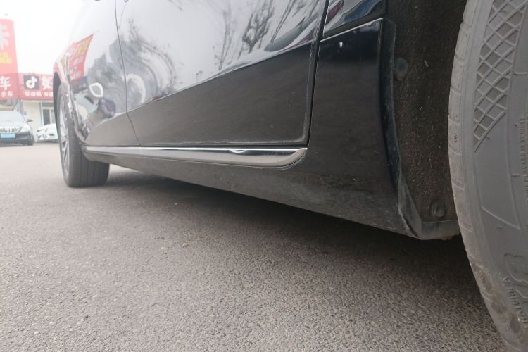 红旗H5 2023款 2.0T 自动智联旗畅版局部细节9002