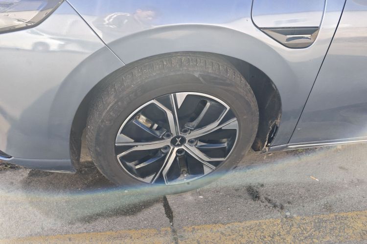 小鹏P5 2023款 智行版车身外观6007