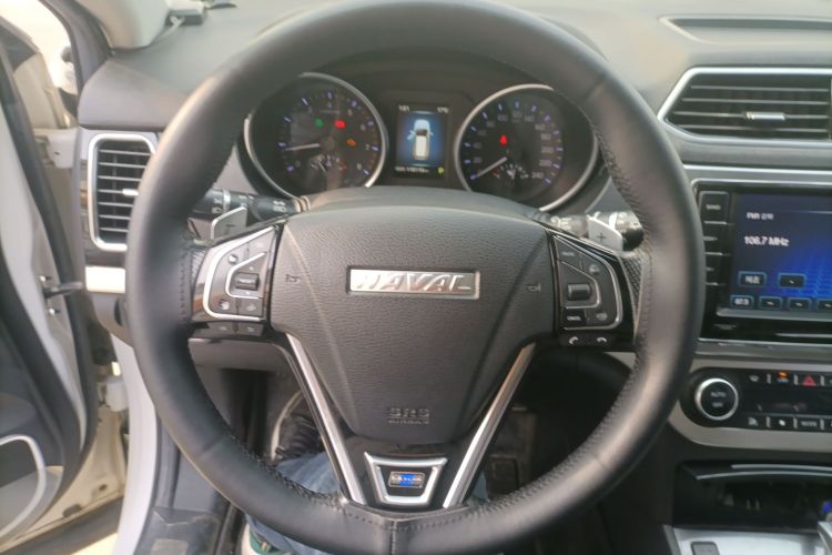 哈弗H6 Coupe 2015款 蓝标 2.0T 自动两驱精英型中控内饰13