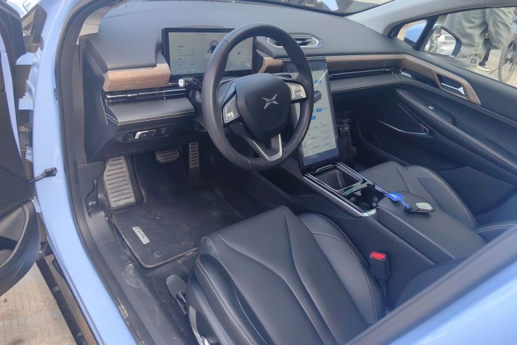 小鹏P5 2021款 460G+中控内饰12