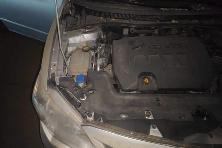 丰田 卡罗拉 2011款 1.6L 自动GL局部细节9006