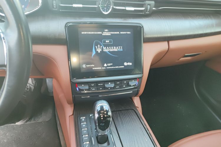 玛莎拉蒂 总裁 2018款 3.0T 标准版中控内饰16