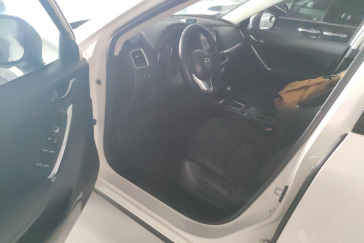 马自达CX-5 2015款 2.0L 自动两驱都市型中控内饰20