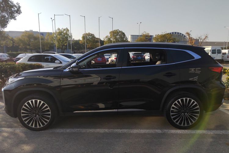 星途凌云 2025款 400T 四驱国际版车身外观4