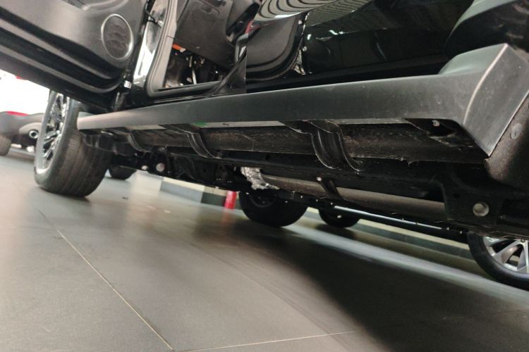 坦克300 2025款 2.4T 柴油版局部细节9002