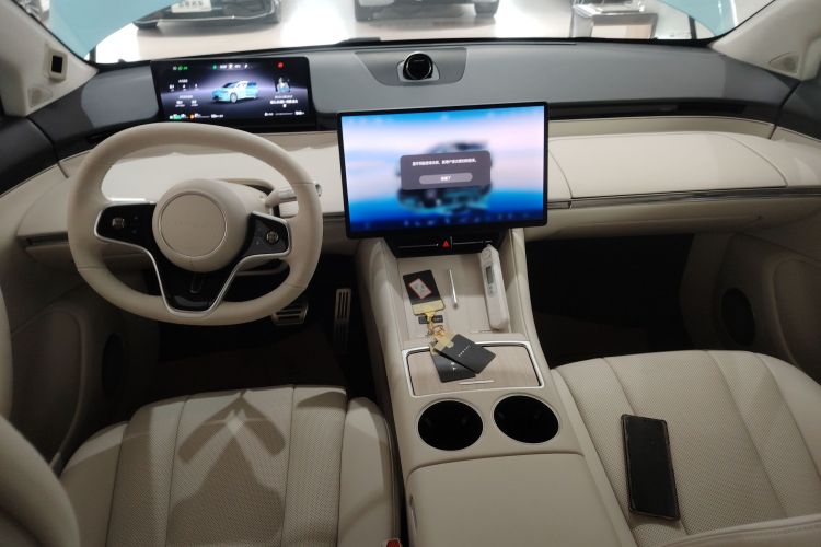 鸿蒙智行 智界R7 2025款 增程 251km Max中控内饰12