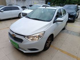 雪佛兰 2015款 赛欧3 1.5L 手动理想天窗版