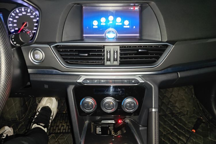 哈弗H6 2019款 运动版 1.5T 自动两驱精英型 国VI中控内饰16