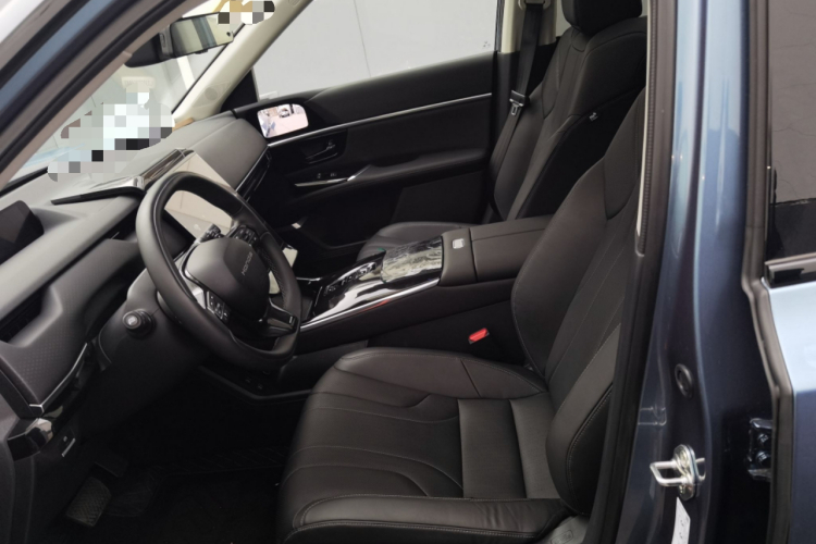 广汽本田P7 2025款 后驱长续航Pro中控内饰19