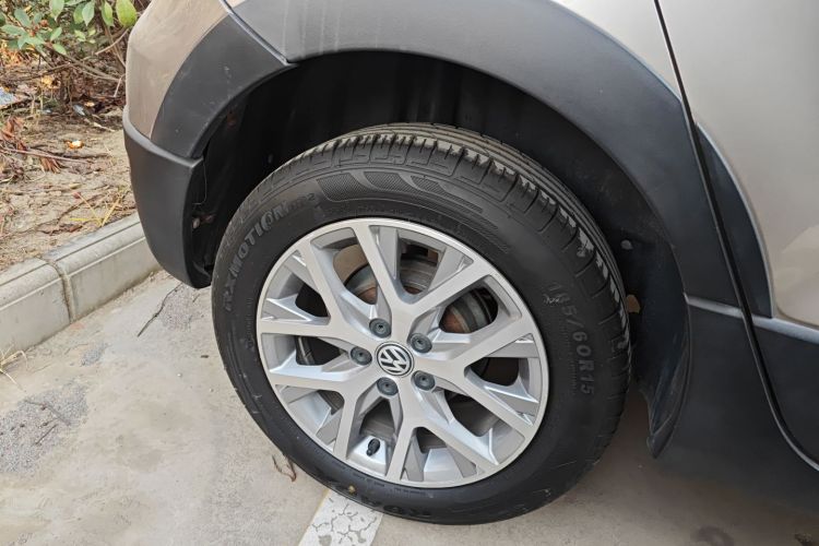 大众 2014款 1.6L Cross Polo 自动车身外观6008