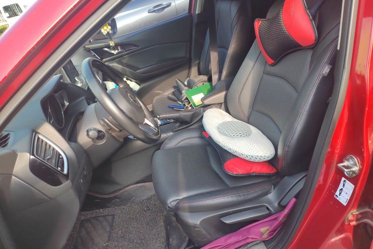 马自达3 昂克赛拉 2016款 两厢 2.0L 自动旗舰型中控内饰19