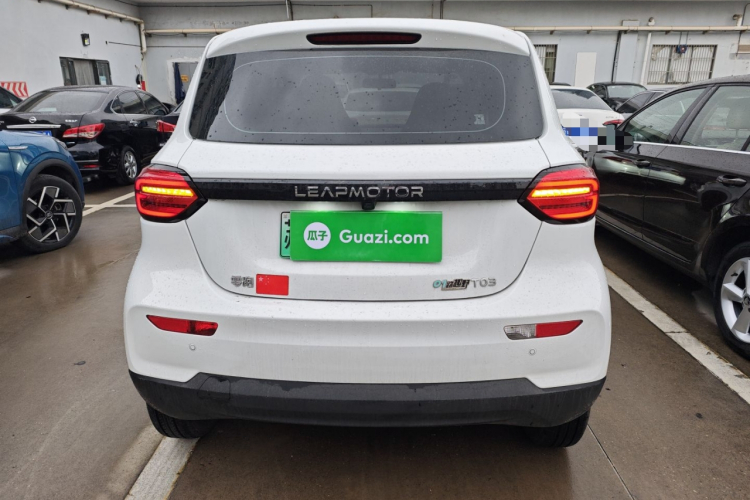 零跑汽车 零跑T03 2024款 310舒享版车身外观6