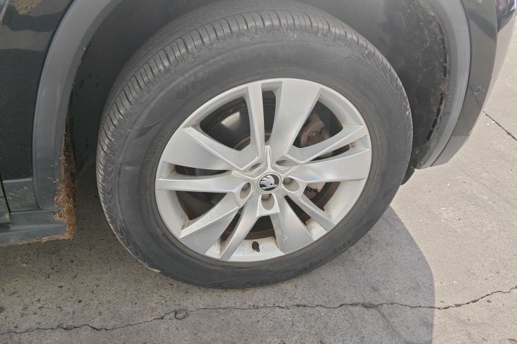 斯柯达 柯迪亚克 2019款 TSI330 5座两驱豪华优享版 国V车身外观10