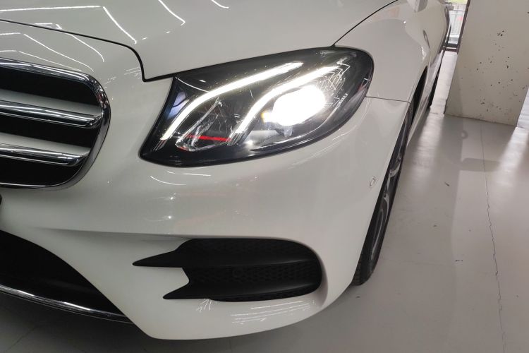 奔驰E级 2019款 改款 E 300 L 运动豪华型局部细节36