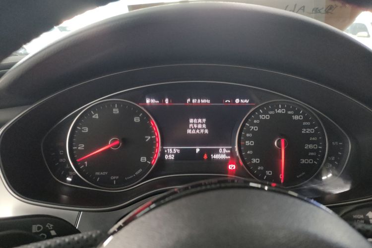 奥迪A6L 2018款 30周年年型 45 TFSI quattro 运动型中控内饰14