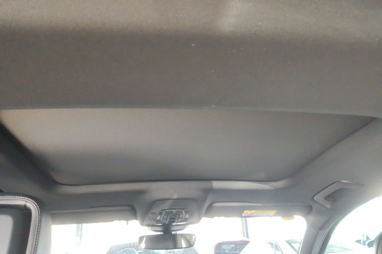 奥迪A6L 2025款 改款 45 TFSI 臻选动感型局部细节22