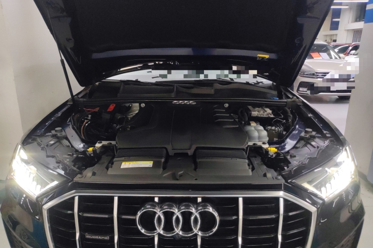 奥迪Q7 2021款 45 TFSI quattro S line运动型局部细节24