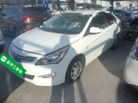 现代 瑞纳 2014款 1.4L 手动智能型GLS