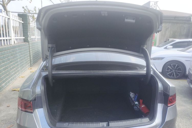 比亚迪 秦PLUS 2024款 荣耀版 DM-i 55KM领先型局部细节23