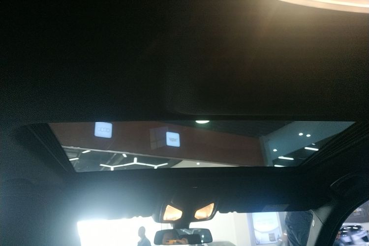 宝马5系 2020款 525Li M运动套装中控内饰22