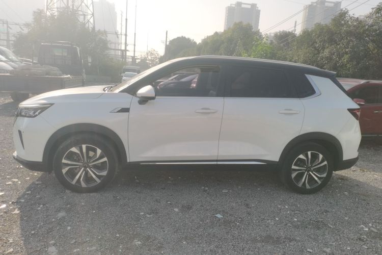 五菱汽车 五菱星辰 2021款 1.5T CVT星曜版车身外观4