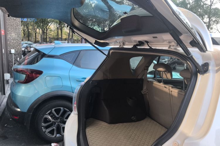 丰田 逸致 2015款 180E CVT跨界版局部细节23