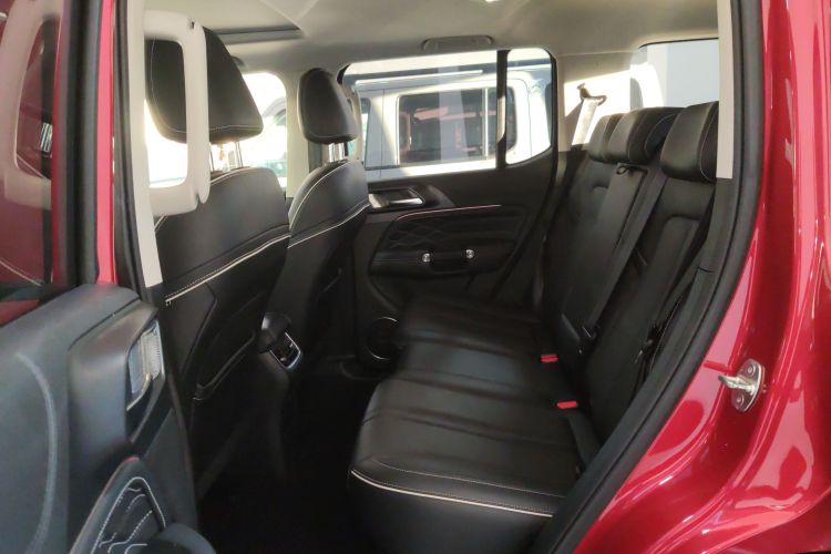 坦克300 2021款 越野版 2.0T 征服者中控内饰21