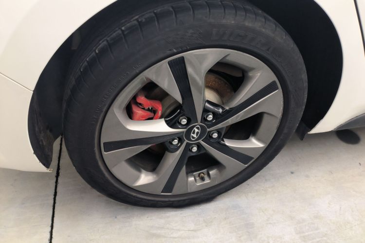 现代 菲斯塔 2019款 280TGDi 智速版 国VI车身外观56