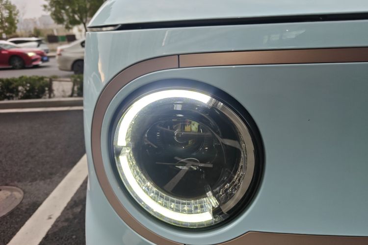 吉利银河 2023款 熊猫mini 200km 耐力熊车身外观6006