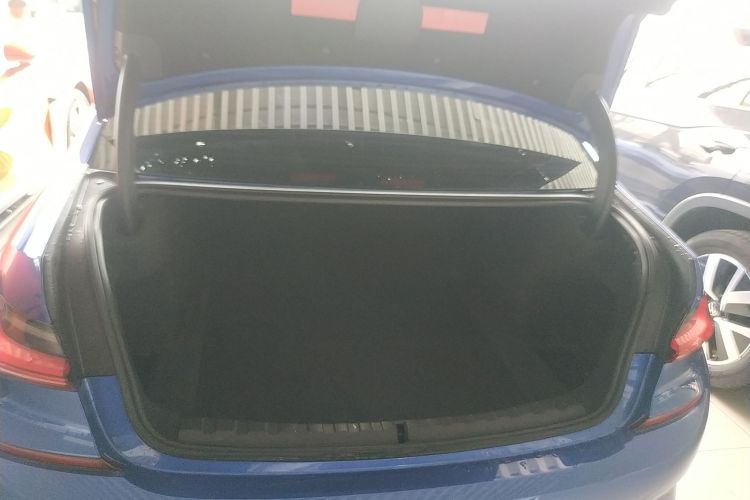 宝马3系 2020款 改款 325Li M运动套装局部细节23