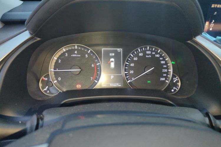 雷克萨斯RX 2016款 300 四驱典雅版 国V中控内饰14