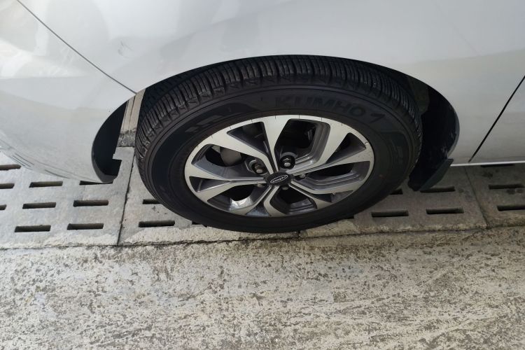 江淮瑞风 瑞风L5 2022款 2.0T 自动商务版车身外观6007