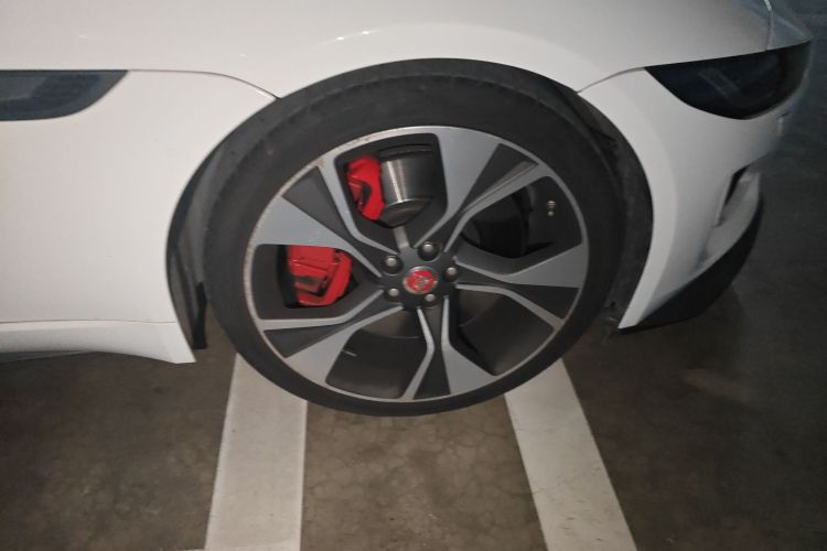 捷豹F-TYPE 2021款 P300 后驱First Edition硬顶版车身外观10