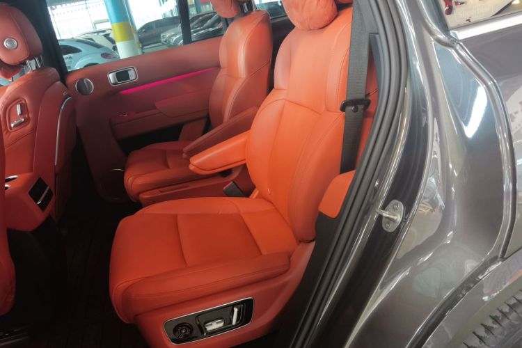 理想汽车 理想L8 2023款 Pro中控内饰21