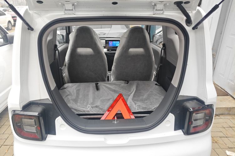 吉利银河 熊猫 2025款 210km 元气熊机舱底盘23