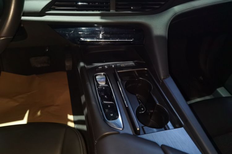 别克 昂科旗 2022款 652T 四驱尊贵型 7座局部细节18