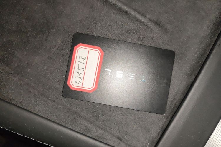 特斯拉 Model 3 2023款 后轮驱动版中控内饰11