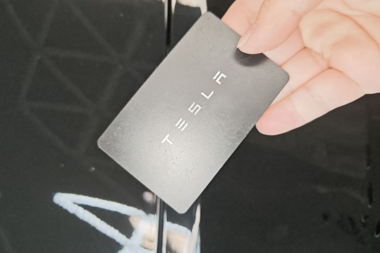 特斯拉 Model Y 2022款 改款 后轮驱动版中控内饰11