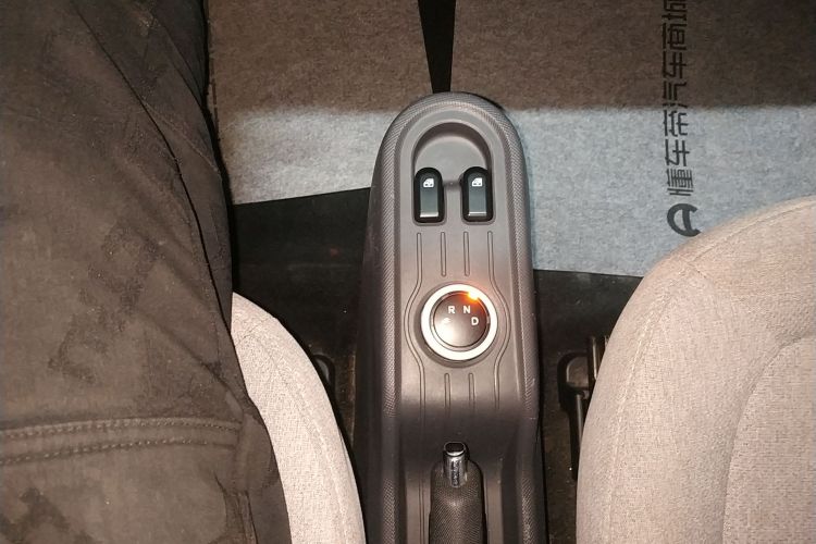 五菱汽车 宏光MINIEV 2021款 马卡龙臻享款 磷酸铁锂中控内饰18