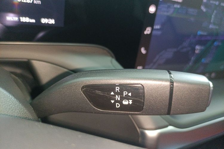 小鹏P7 2020款 670N中控内饰18